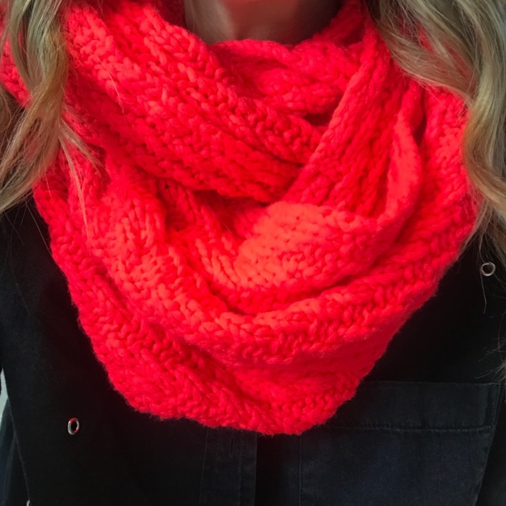 Gap Infinity Scarf - image 1